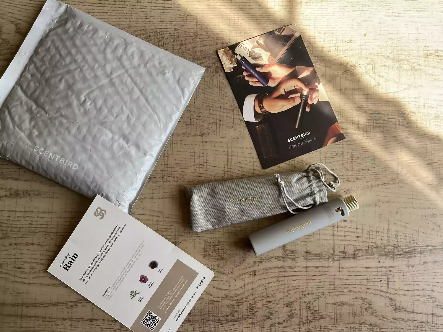 scentbird packaging and products